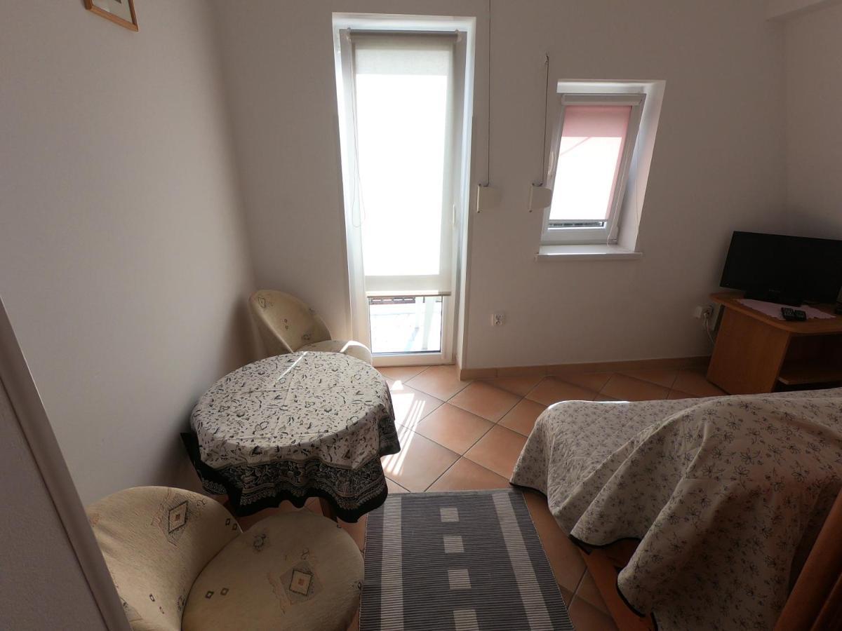 O.W. "Joasia I Maciek" Hotel Jarosławiec Exterior foto
