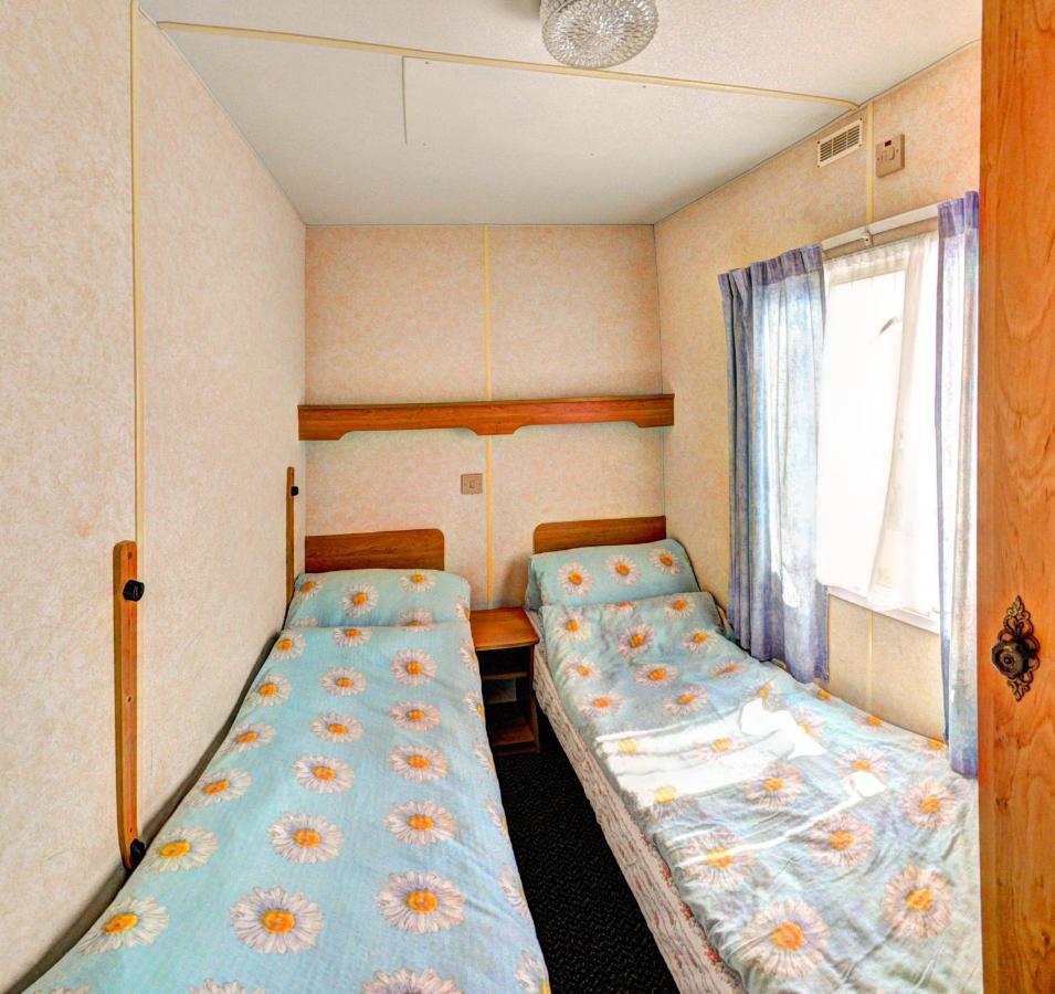 O.W. "Joasia I Maciek" Hotel Jarosławiec Exterior foto