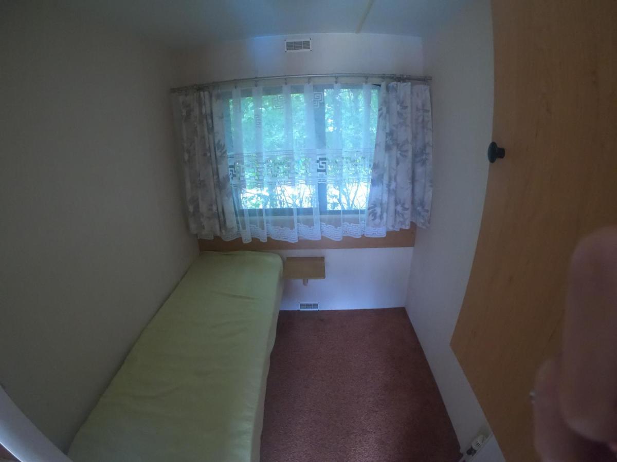 O.W. "Joasia I Maciek" Hotel Jarosławiec Exterior foto