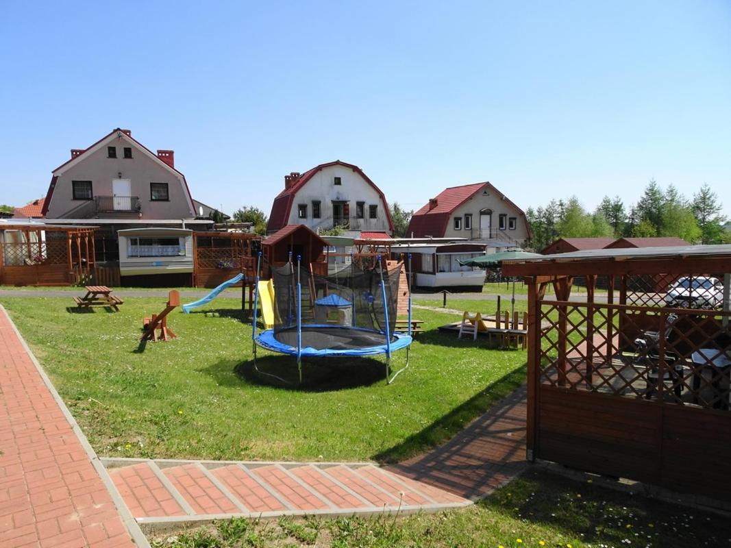 O.W. "Joasia I Maciek" Hotel Jarosławiec Exterior foto