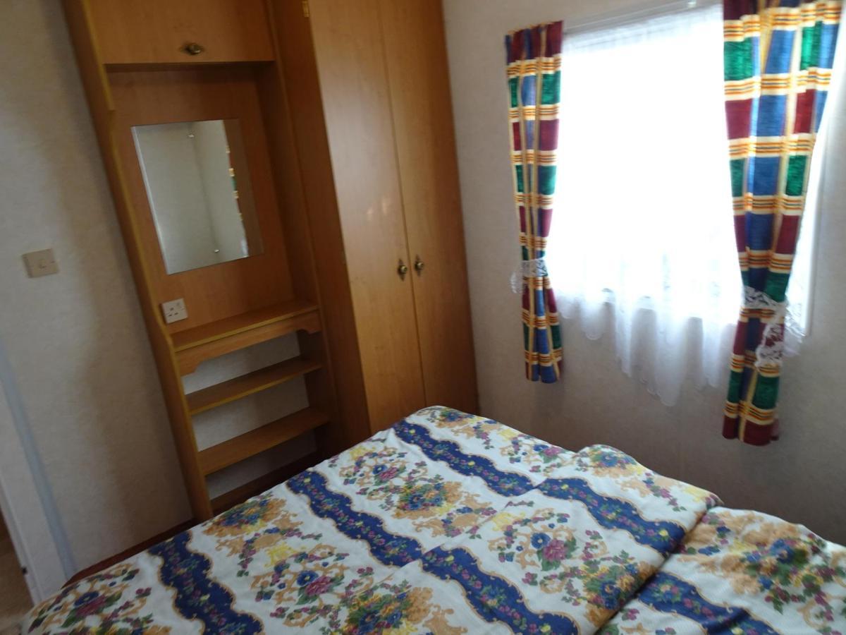 O.W. "Joasia I Maciek" Hotel Jarosławiec Exterior foto